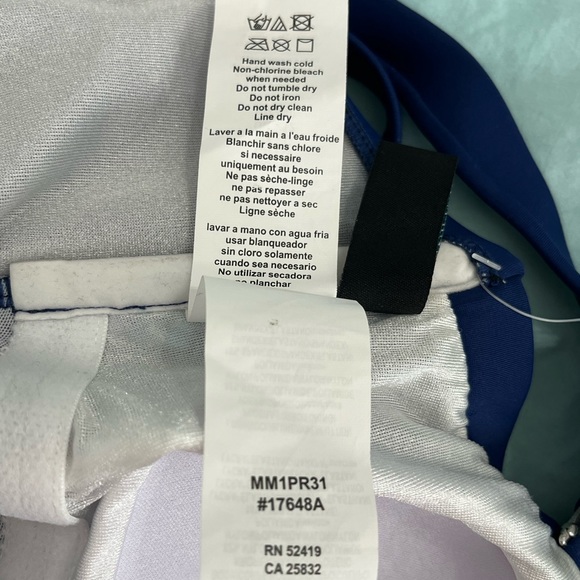 Maxine Women's Ikat Border Bandeau One Piece Swimsuit Size 8 New! - Picture 9 of 14